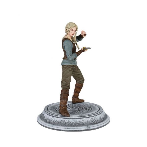 Ciri Statue (The Witcher Season 2) Additional Image 1
