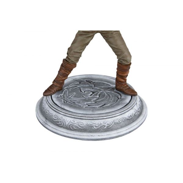 Ciri Statue (The Witcher Season 2) Additional Image 7