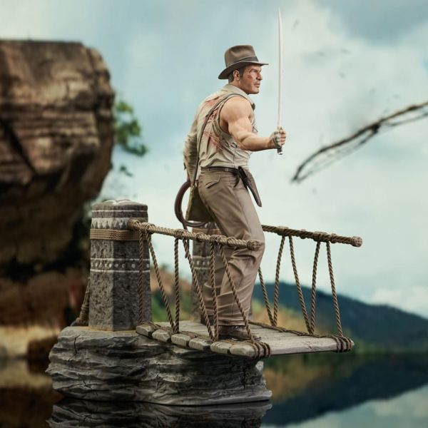 Deluxe Gallery Indy on Rope Bridge Statue (Indiana Jones and the Temple of Doom) Additional Image 2