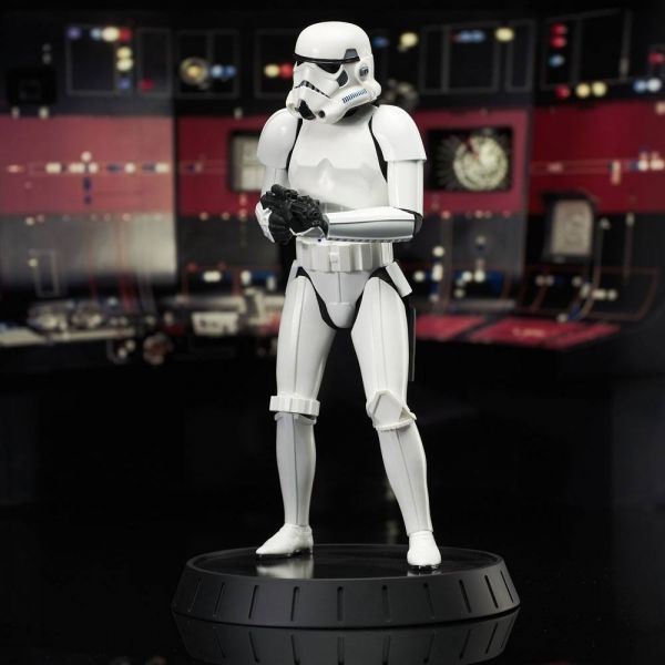 Milestones Han Solo (Stormtrooper Disguise) 40th Anniversary Exclusive 1/6 Scale Statue (Star Wars Episode IV) Additional Image 2