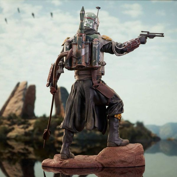 Milestones Boba Fett Statue (Star Wars: The Mandalorian) Additional Image 3