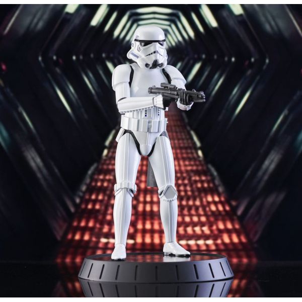 Milestones Luke Skywalker Stormtrooper Disguise Statue (Star Wars Episode IV) Additional Image 2