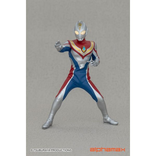 Light-Up Ultraman Dyna Action Figure (Ultraman) Additional Image 1