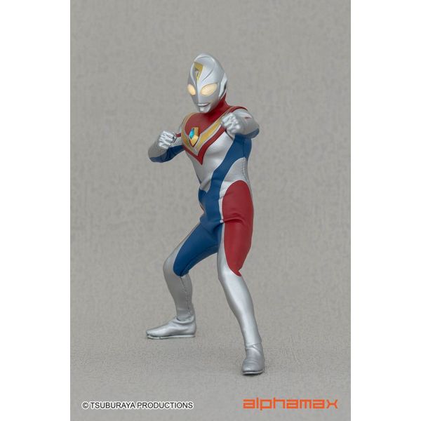 Light-Up Ultraman Dyna Action Figure (Ultraman) Additional Image 6