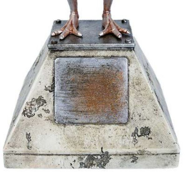 Mothman Statue (Fallout) Additional Image 2