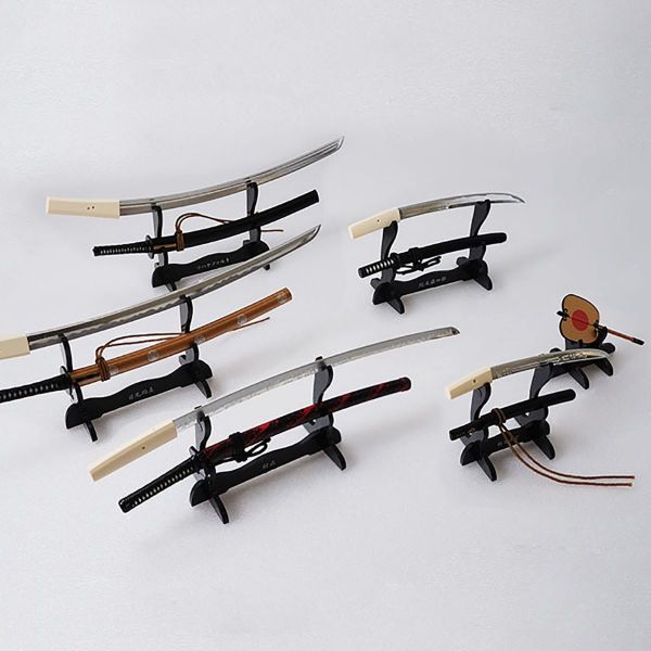[Gashapon] Aoi's Katanas (Single Randomly Drawn Item from the Line-up) Image
