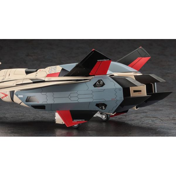 YF-19 w/Fast Pack (Macross Plus) Additional Image 3