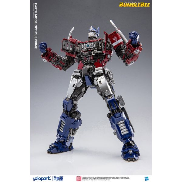 Earth mode Optimus Prime Model Kit (Bumblebee The Movie) Image