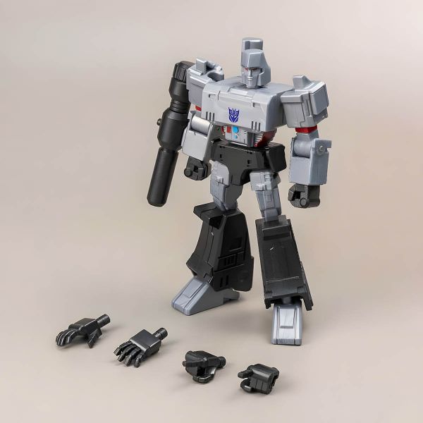 View Mecha and Sci-Fi Model Kits page