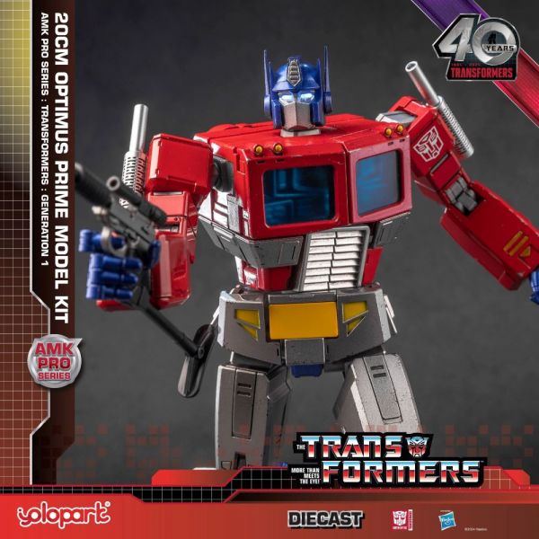 AMK Pro Series Optimus Prime (Transformers: Generation One) Additional Image 1