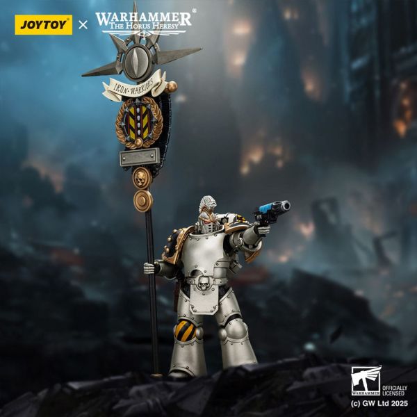 lron Warriors Command Squad Chosen with Legion Standard (Warhammer The Horus Heresy) Additional Image 2