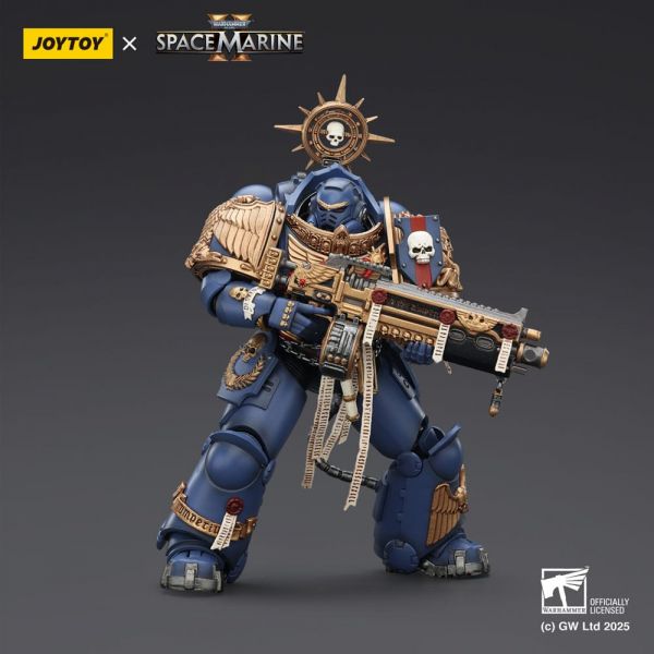 Ultramarines Heavy Relic Primus Armor with Heavy Relic Bolt Rifle (Warhammer 40,000: Space Marine 2) Additional Image 3