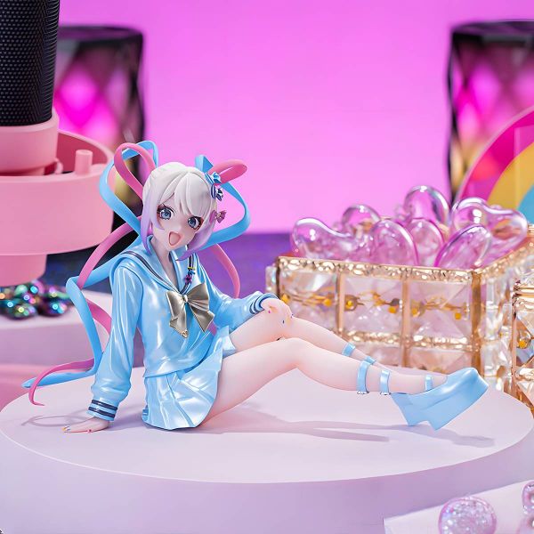 Prize Figures top product image